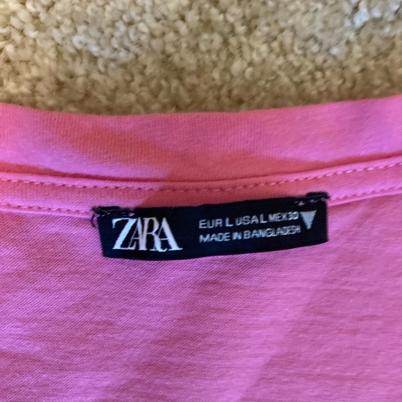 Set of three Zara shirts. Size medium. White shirt NWT, others worn once. - Picture 11 of 11